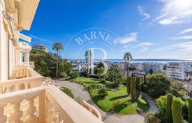 Apartment – Cannes, Côte d'Azur (French Riviera), France for 2,150,000 €