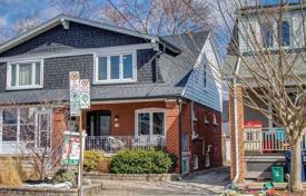 Terraced house – Old Toronto, Toronto, Ontario,  Canada for C$1,420,000