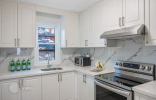 8-bedroom townhouse in York for C$1,480,000