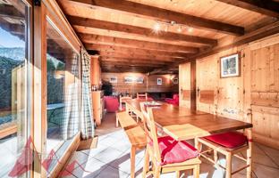 5-bedroom chalet in Morzine for 720,000 €