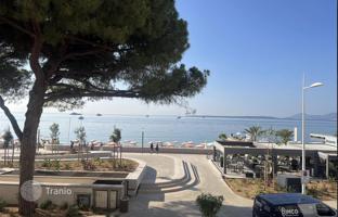 2-bedroom apartment in Antibes for 705,000 €