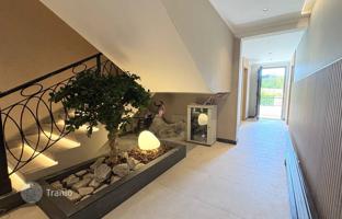 3-bedroom apartment 96 m² in Tivat city for 400,000 €