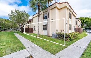 2-bedroom house 74 m² in Miami for $312,000
