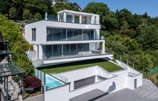 Designer villa with panoramic views and a pool in district II, Budapest, Hungary for 3,380,000 €