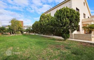 5-bedroom cottage in Limassol for 1,250,000 €