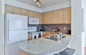 Apartment – Bay Street, Old Toronto, Toronto,  Ontario,   Canada for C$1,085,000