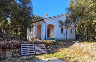 2-bedroom house 61 m² in Istria County for 205,000 €