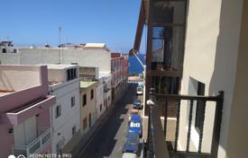 Renovated apartment with a balcony, Guia de Isora, Spain for 169,000 €