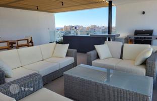 3-bedroom penthouse 172 m² in Limassol for 950,000 €