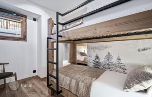 3-bedroom apartment in new building 113 m² in Saint-Martin-de-Belleville for 1,230,000 €