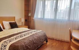 3-bedroom apartments in condo in Khlong Toei for $3,500 per week