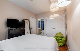 Apartment – Bay Street, Old Toronto, Toronto,  Ontario,   Canada for C$1,048,000