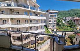 New three bedroom apartment of 94 m² with sea view, Bečići for 329,000 €
