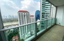 3-bedroom apartments in condo in Khlong Toei for $3,700 per week