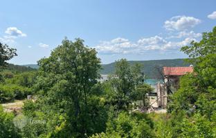 Land plot 924 m² in Trget for 69,000 €