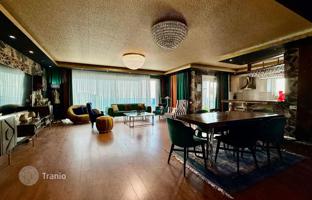 Apartment 200 m² in Kargicak for 14,715,000 TRY