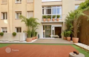 3-bedroom apartment 87 m² in Barcelona for 715,000 €