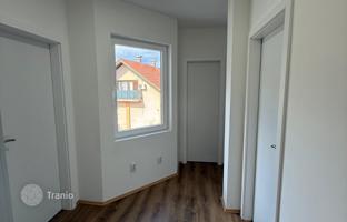 8-bedroom house 281 m² in City of Zagreb for 620,000 €