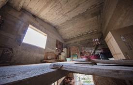 House House for sale in Vis, Dalmatia for 135,000 €