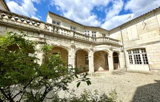 2 new flats in residential complex in Saintes for From 360,000 €