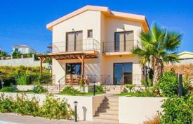 Villa in Limassol with 3 bedrooms, Pissouri for 350,000 €
