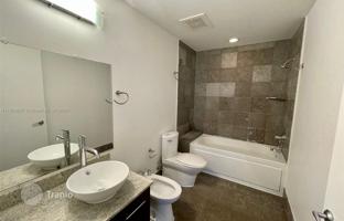 1-bedroom apartments in condo 76 m² in Aventura for $445,000