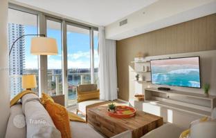 2-bedroom apartments in condo 101 m² in South Ocean Drive for $875,000