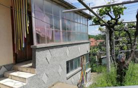 2-storey house of 235 sq. m. + yard 1529 sq. m. + niva 2013 sq. m., Bosilkovo village, total. Sungurlare, Bulgaria for 44,500 €