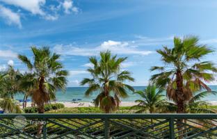 2-bedroom apartments in condo 209 m² in Collins Avenue for $2,800,000