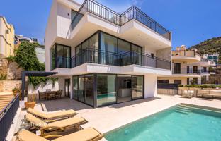 5-bedroom villa 280 m² in Kalkan for 47,023,000 TRY