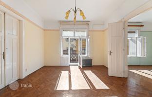 6-bedroom apartment 181 m² in District XIII for 436,000 €