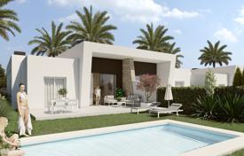 New townhouse with a pool and a parking in Algorfa, Costa Blanca, Spain for 375,000 €