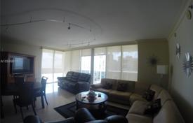Two-bedroom apartment in a complex on the ocean in Hallandale Beach, Florida, USA for $1,000,000