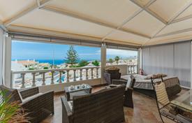 Three townhouses with garages and sea views in Costa Adeje, Tenerife, Spain for 950,000 €