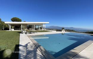 Modern villa with a pool, a sauna and views of Lake Garda, Lombardy, Italy for 7,900,000 €
