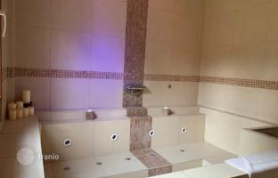 3-bedroom house 220 m² in Vasilika for 490,000 €