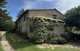 Castelnuovo di Val di Cecina (Pisa) — Tuscany — Apartment for sale for 650,000 €