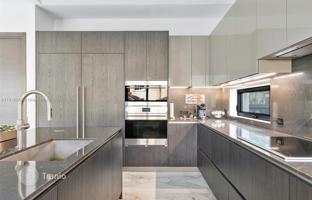 5-bedroom house 546 m² in Miami Shores for $5,500,000