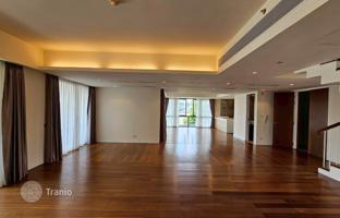 3-bedroom penthouse in Yan Nawa for $1,846,000