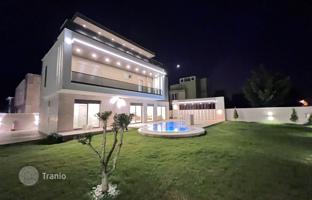 Three-storey villa with a pool and sauna in Belek, Antalya, Türkiye for 77,740,000 TRY