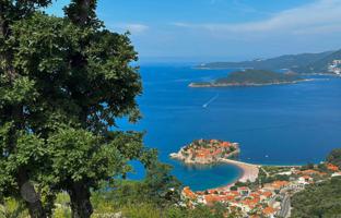 1-bedroom apartment 55 m² in Budva city for 220,000 €