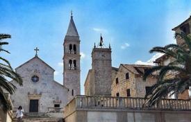 Townhome – Supetar, Split-Dalmatia County, Croatia for 790,000 €