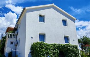 10-bedroom house 250 m² in Zadar County for 500,000 €