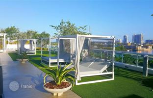 4-bedroom apartments in condo 432 m² in Sunny Isles Beach for $3,295,000