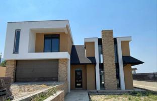 4-bedroom house 345 m² in Saguramo for $300,000