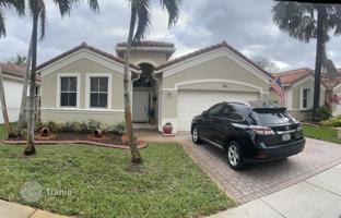 4-bedroom house 240 m² in Miramar (USA) for $670,000