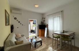 House We are selling a house with multiple apartments and a swimming pool for 730,000 €