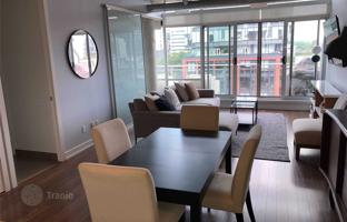 5-bedroom apartment in Portland Street for C$1,228,000