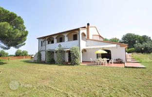 10-bedroom villa 331 m² in Campiglia Marittima for 850,000 €