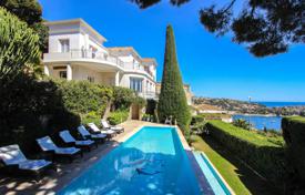 Art-deco property with sea view. Price on request